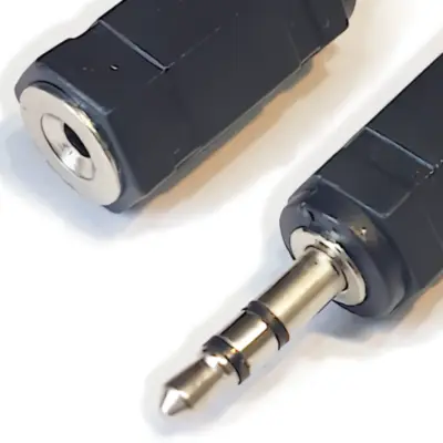 Detalles accesorios de Adaptador Miniplug 3,5 Estereo Macho A Miniplug 2,5 St Hembra