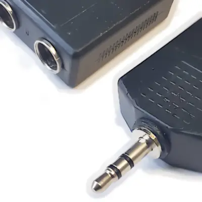 Detalles accesorios de Adaptador Miniplug 3,5 Estereo Macho A 2 Plug 6,5 Stereo Hemb