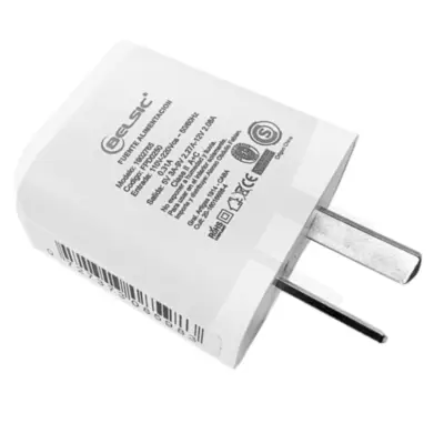 Vista lateral de Cargador 25W Usb-C Carga Rapida Pd + USB-A QC Belsic Con 2 Cables