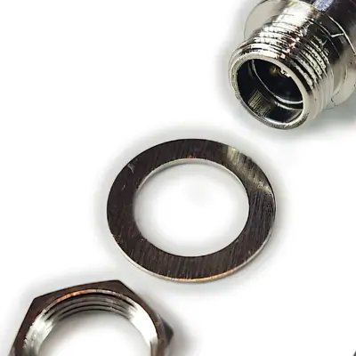 Detalles accesorios de Ficha Dc Hueco 5,5 X 2,5 Mm Jack Hembra Chasis Rosca Delantera