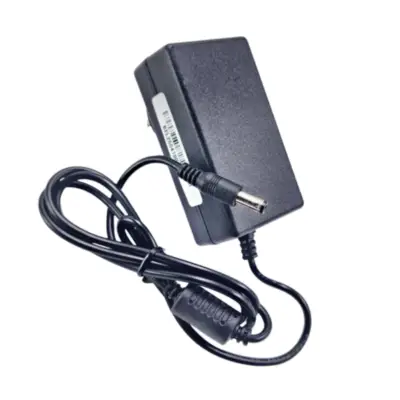 Vista lateral de Fuente Switching 12V 3A Con Ficha 5,5 X 2,5 Mm