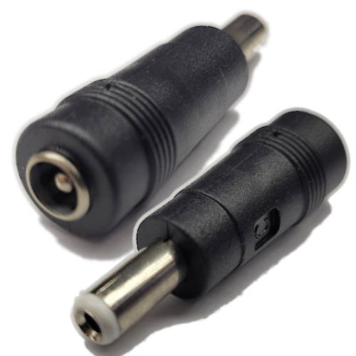 ADAPTADOR DC HUECO 5,5 x 2,1 mm HEMBRA a 5,5 x 2,5 mm MACHO ADAPTADOR DC HUECO 5,5 x 2,1 mm HEMBRA a 5,5 x 2,5 mm MACHO