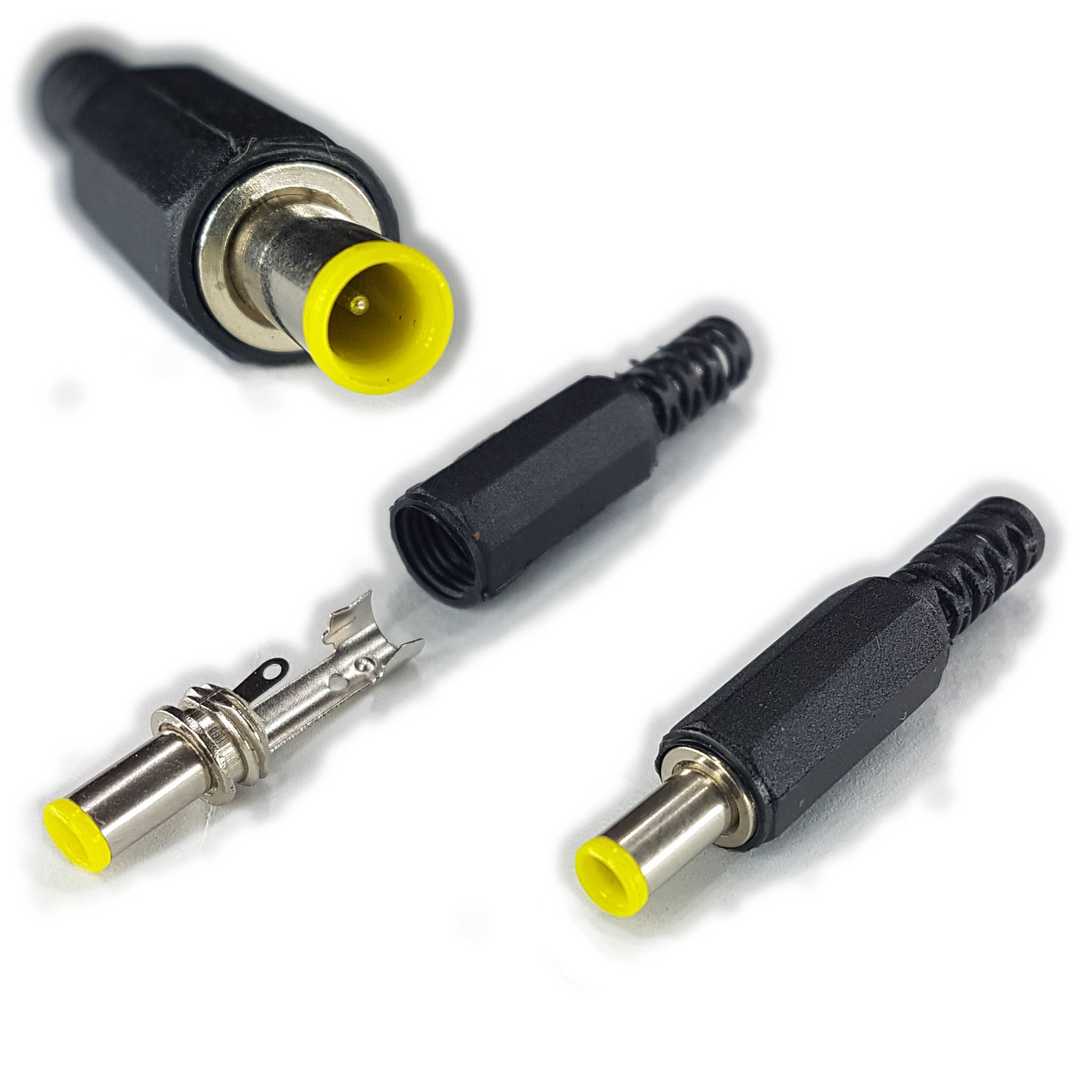 FICHA DC HUECO 5 x 3,5 x 9,5 mm C/ PIN CENTRAL de 0,7 mm PLUG MACHO FICHA DC HUECO 5 x 3,5 x 9,5 mm C/ PIN CENTRAL de 0,7 mm PLUG MACHO